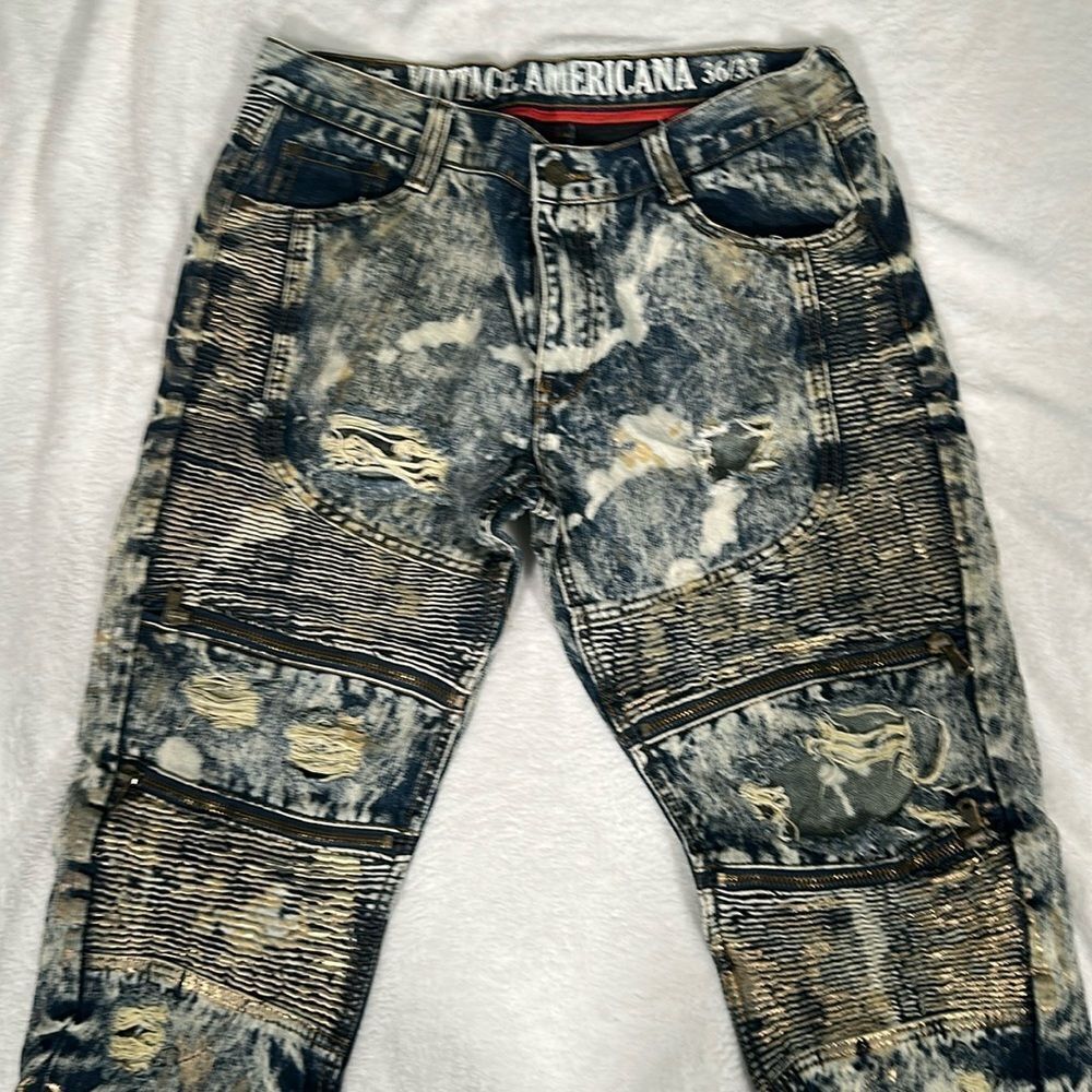 Vintage Americana Dark Blue Distressed Jeans With Metallic Gold Accents! Size 36